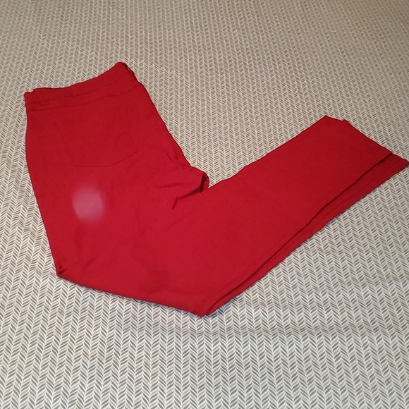 Red stretch pants - Picture 2 of 4